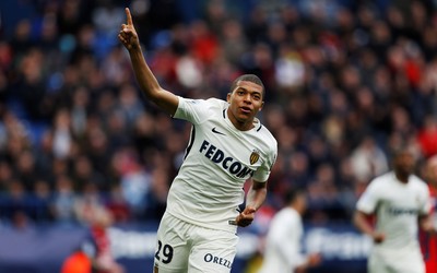 海博电竞精华-伊尼戈·马丁内斯训练中加练到深夜